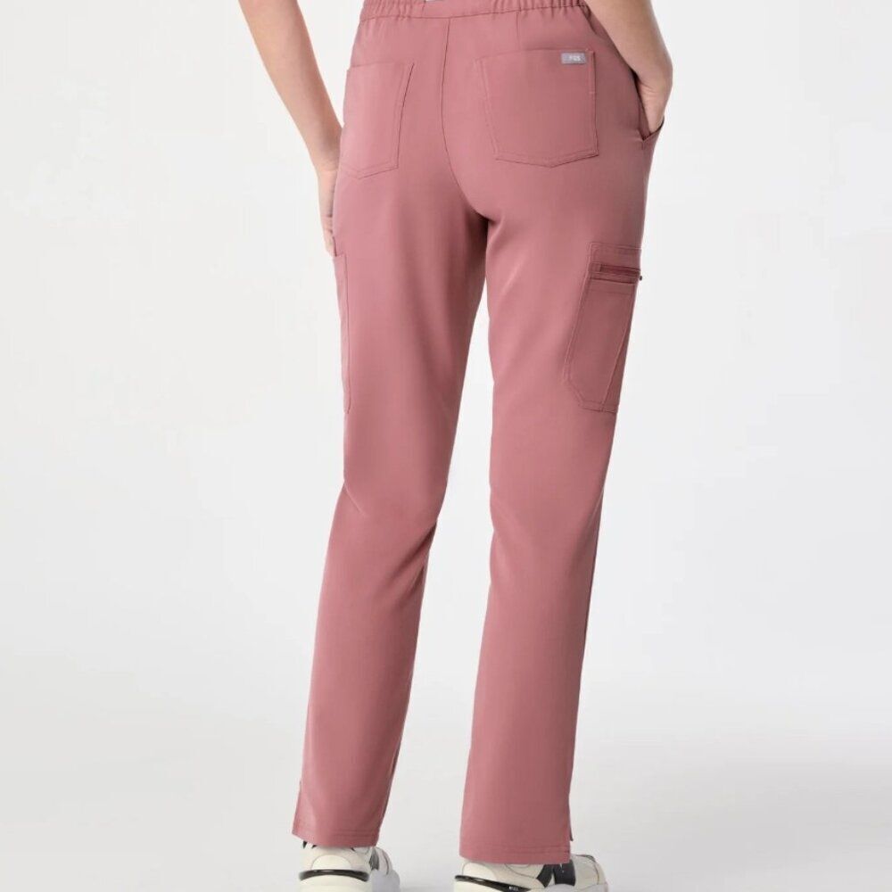 Like New! FIGS High Waisted Dowa Scrub Pants Mauve in Size XXS/T - Picture 2 of 16